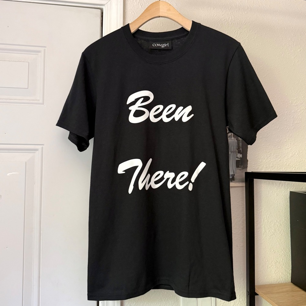 COWGIRL black crew neck short sleeve graphic knit tee shirt